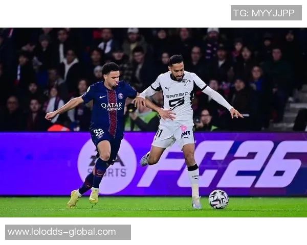 英超精彩对决AC米兰险胜巴黎圣日耳曼引发全场狂欢