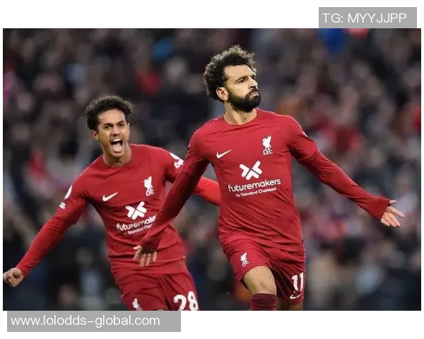 那不勒斯惊天逆袭以6-2战胜拜仁足总杯历史冷门引发全场震动