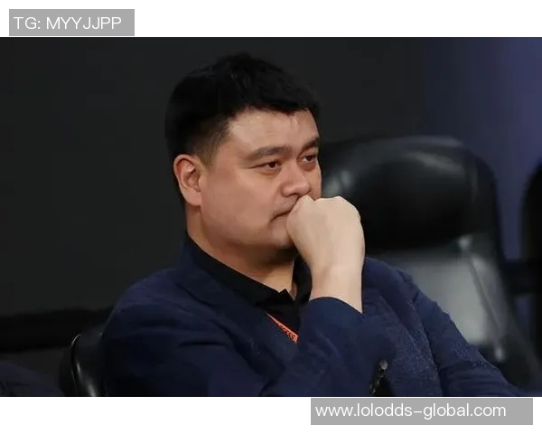 教授讲述姚明的传奇人生与篮球精神的深刻启示