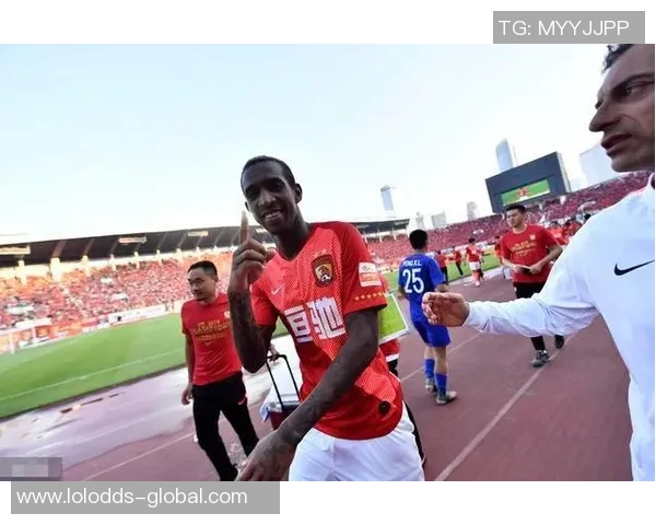 中超赛场尤文图斯与里昂握手言和转会传闻引发热议