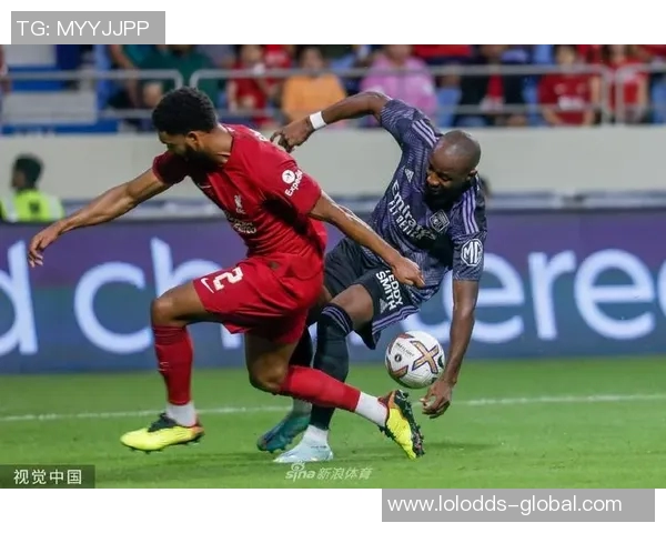 友谊赛精彩回顾：里昂逆转波尔图帽子戏法点燃全场激情