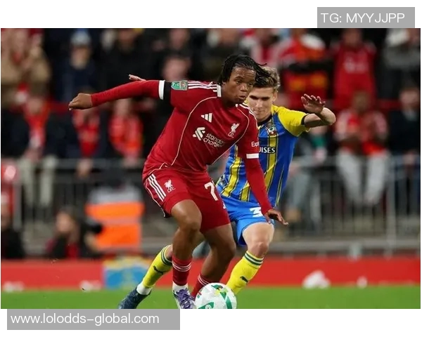 世界杯精彩对决利物浦逆转尤文图斯红牌事件引发全场热议